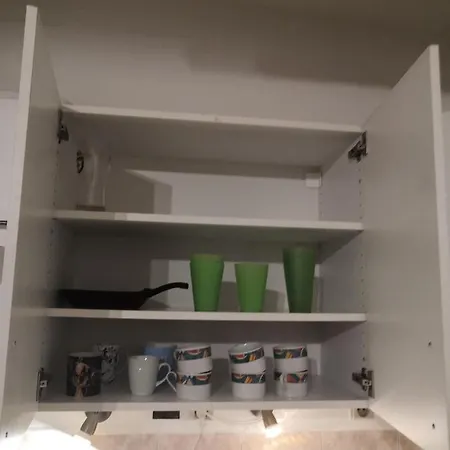 Economy Flat 18 Minutes From Vaclavske Namesti アパート