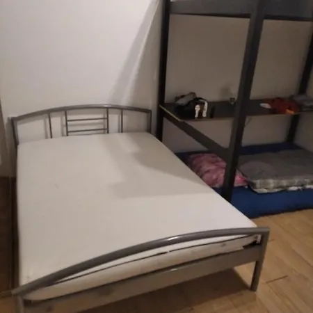 Apartmán Economy Flat 18 Minutes From Vaclavske Namesti Praha