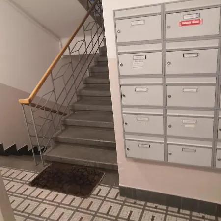 Economy Flat 18 Minutes From Vaclavske Namesti * Praha